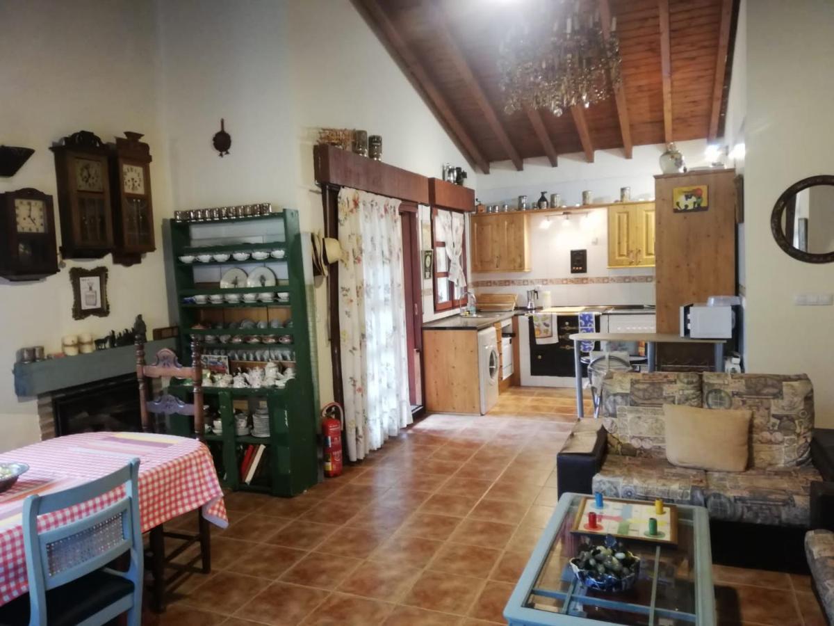 Acogedor Chalet De Tres Habitaciones En El Valle De Cabuerniga, Ideal Familias Grupos Y Mascotas Somos Pet Friendly, Estancia Minima Dos Noches Lamina Exteriér fotografie